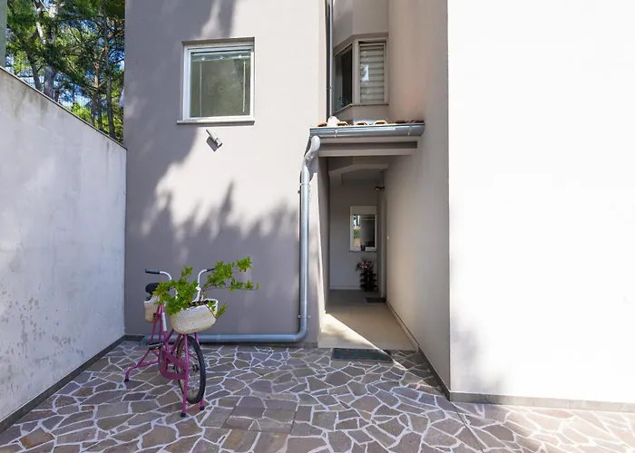 Apartman Tika