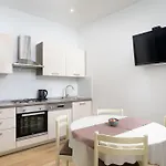 Apartment Tika