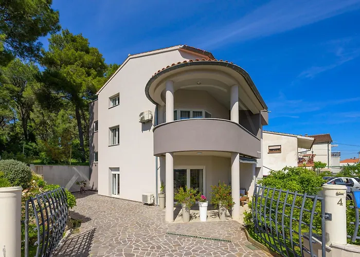 Tika Apartment Pula